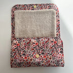 Wickelunterlage Windeltasche 2in1 für unterwegs I Flowers Coral