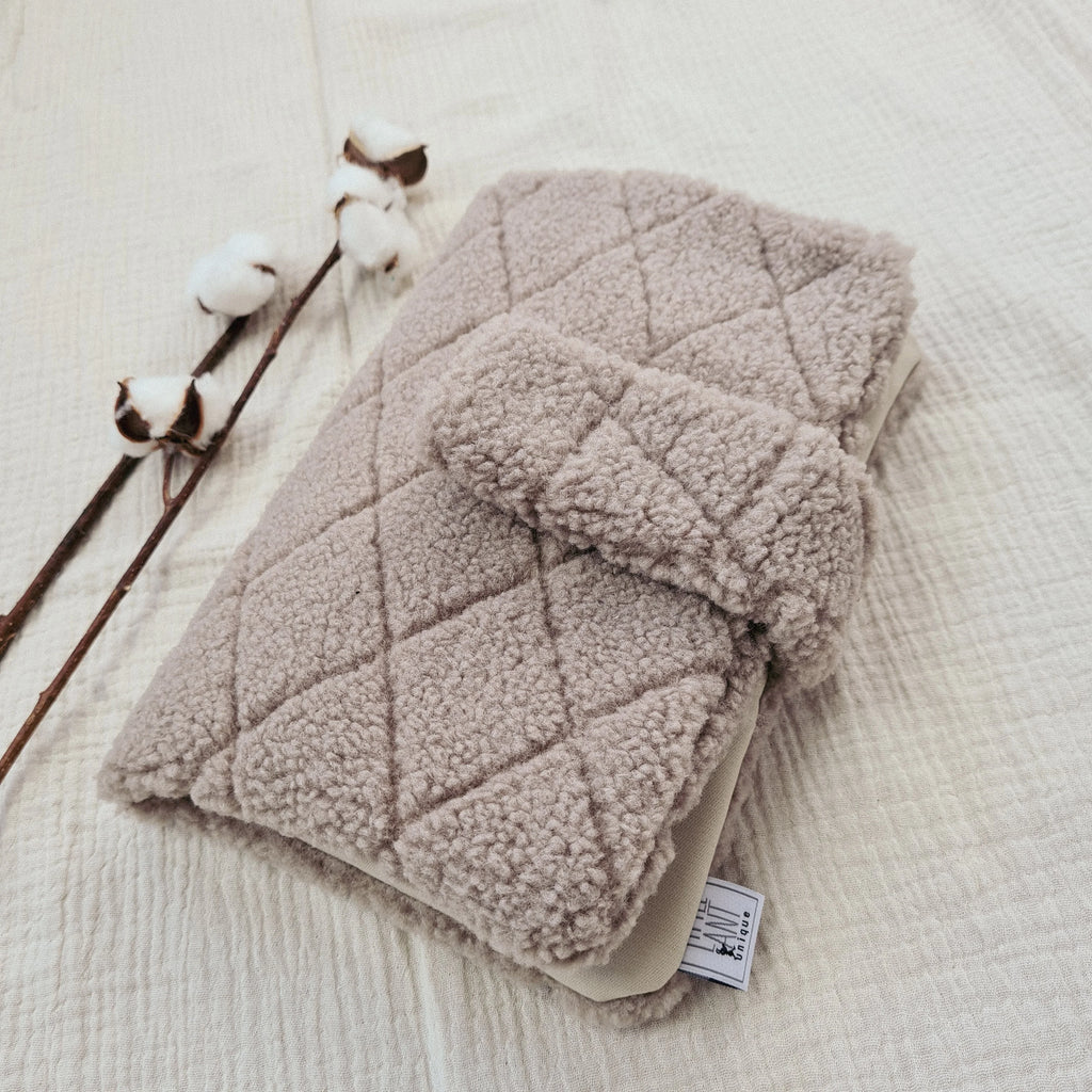Wickeltasche Windeltasche Teddyfell beige rauten