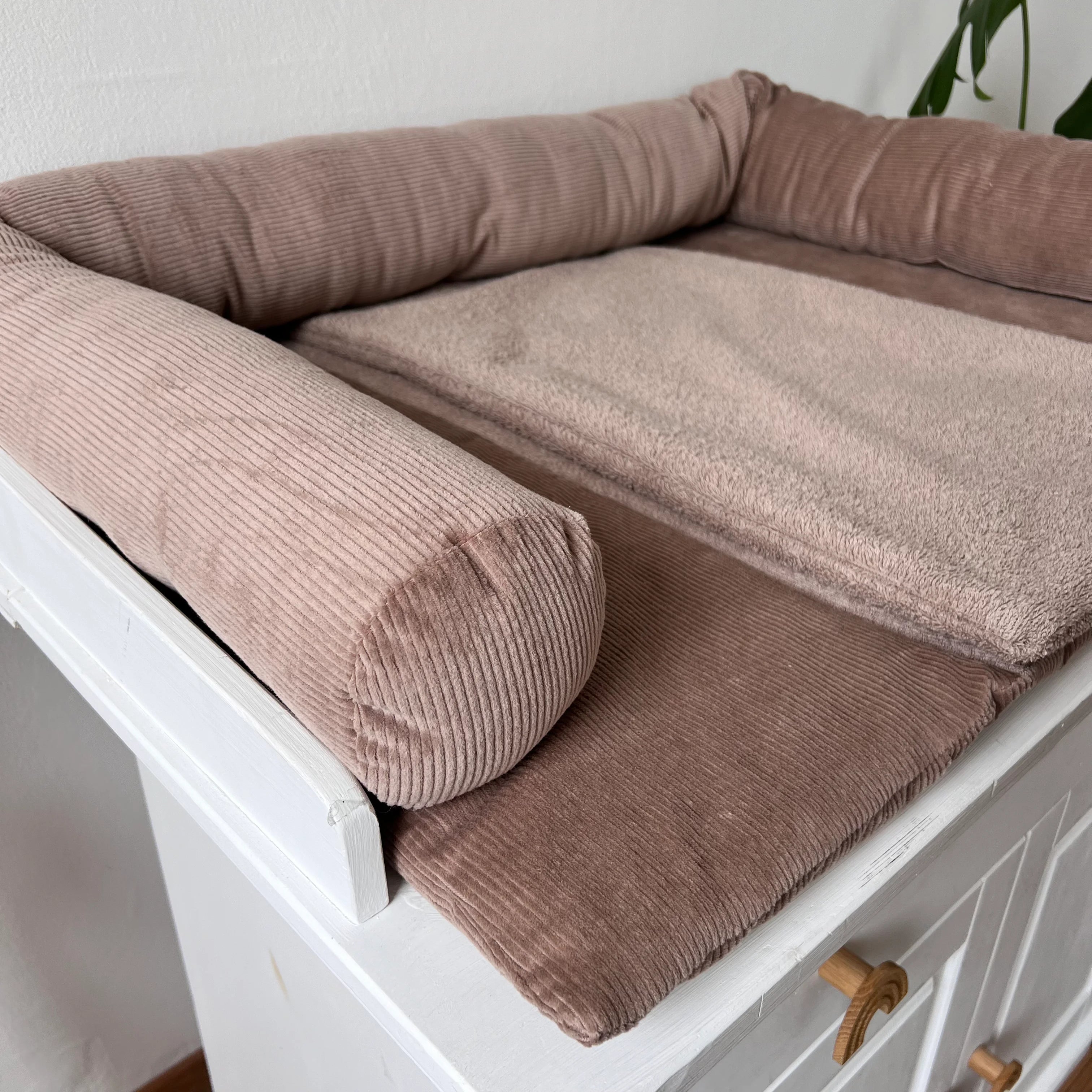 Bettschlange, Wickeltischumrandung Cord taupe