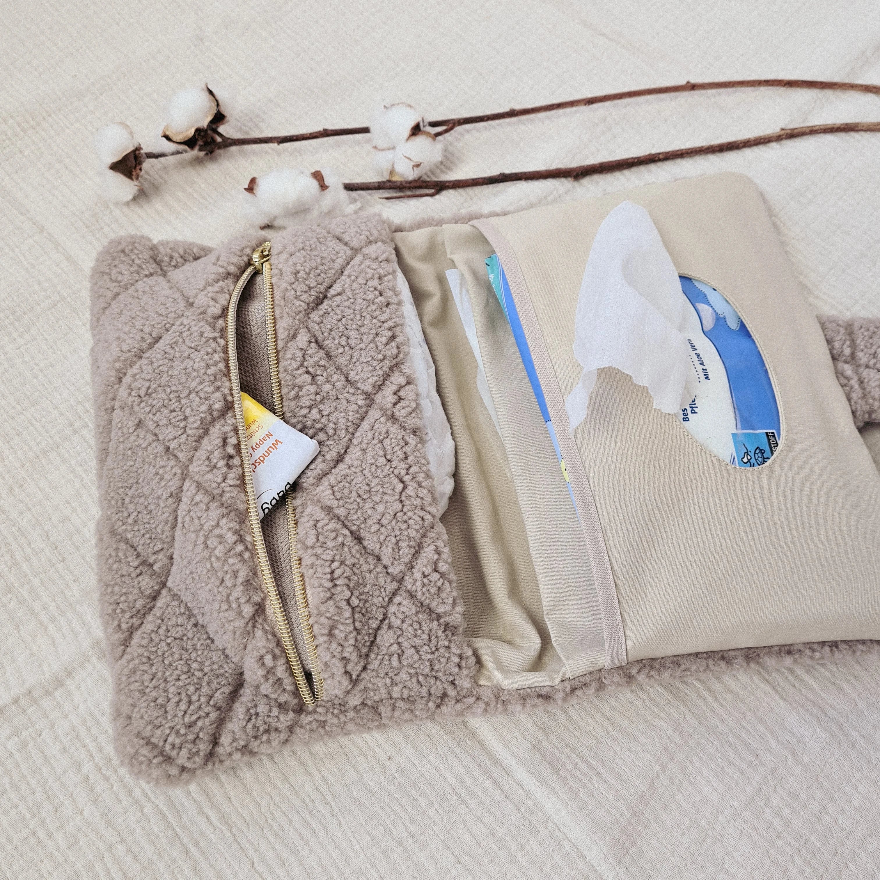 Wickeltasche Windeltasche Teddyfell beige rauten
