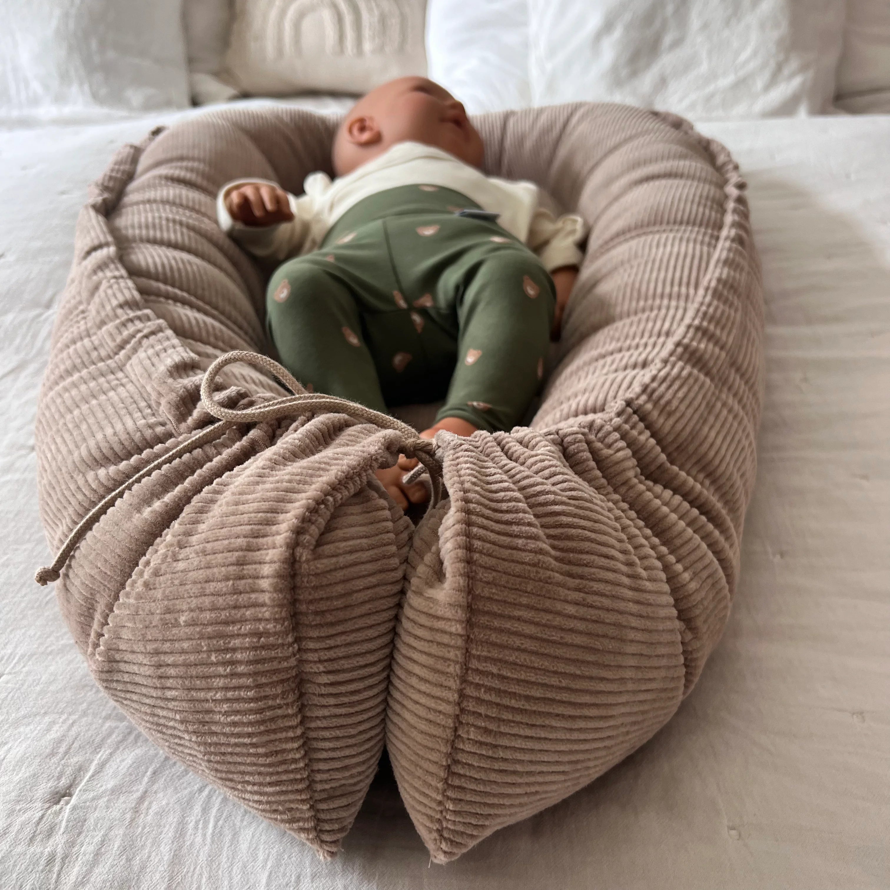 Nestchen Cord taupe
