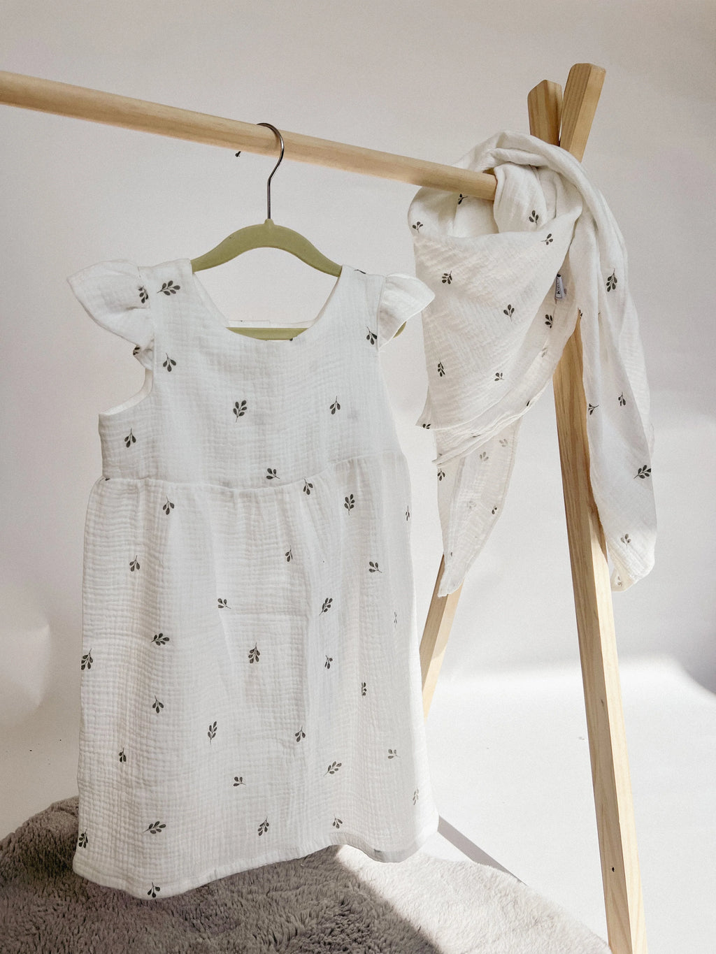 Kleid Baumwoll-Musselin Leaves