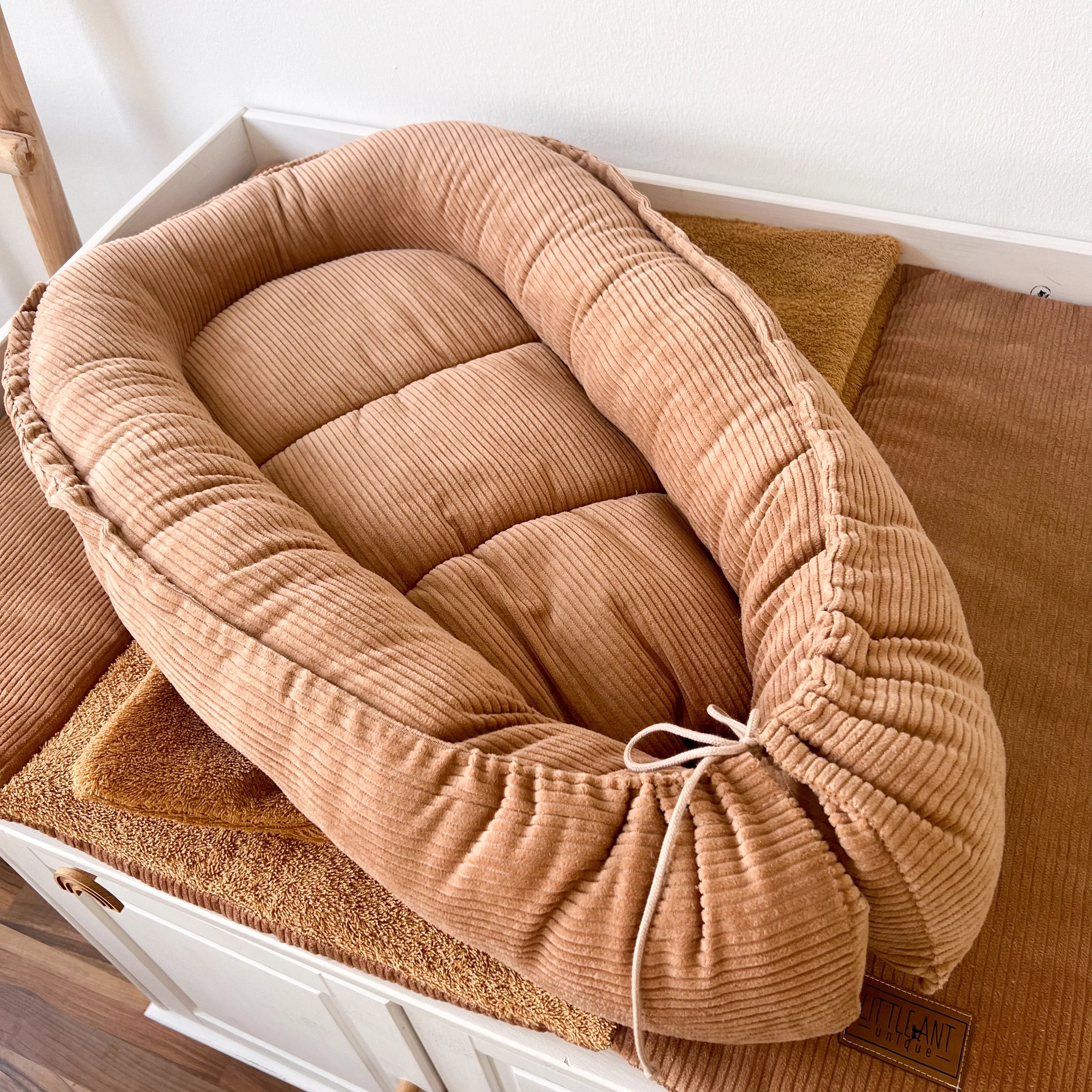 Nestchen Cord camel