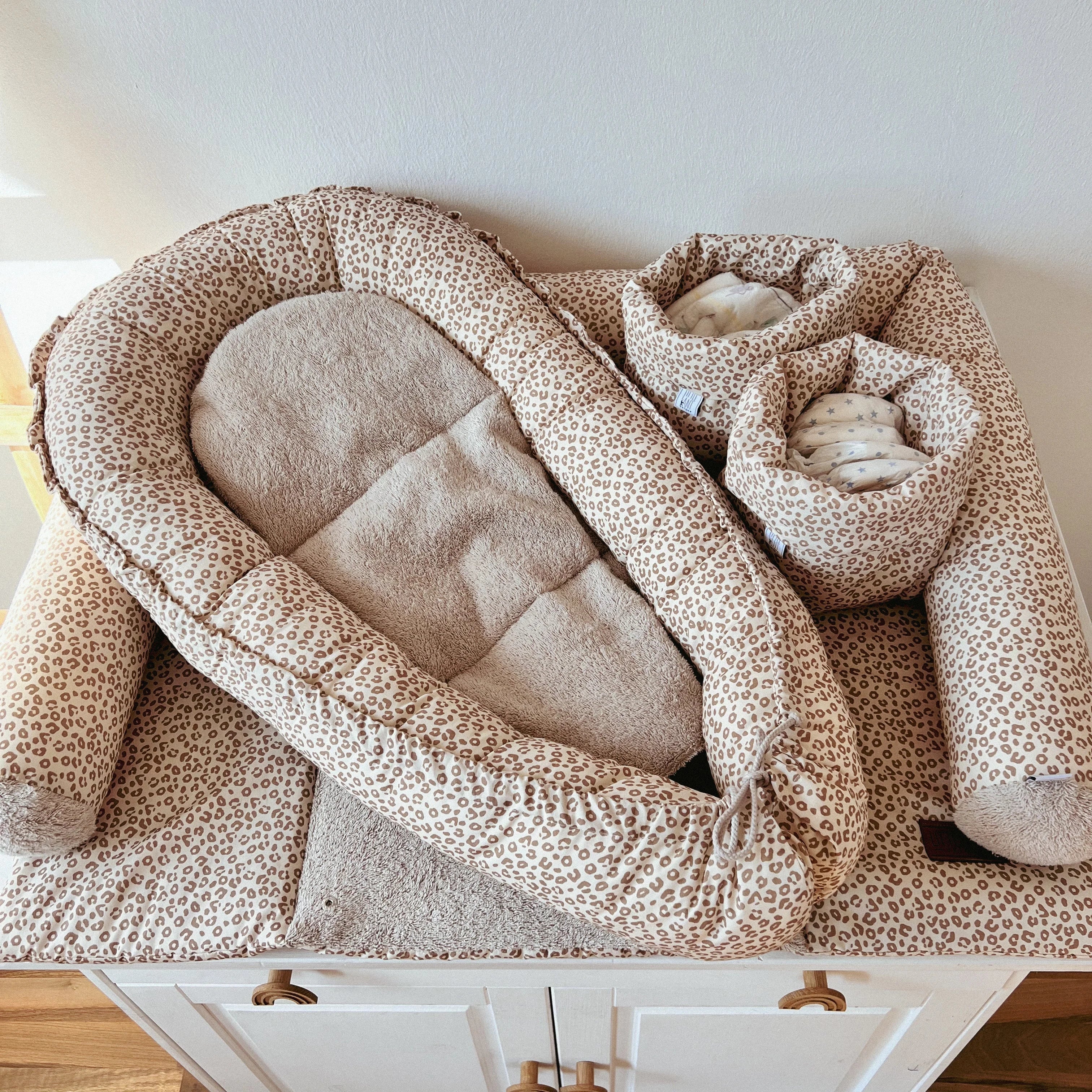 Nestchen Leo beige