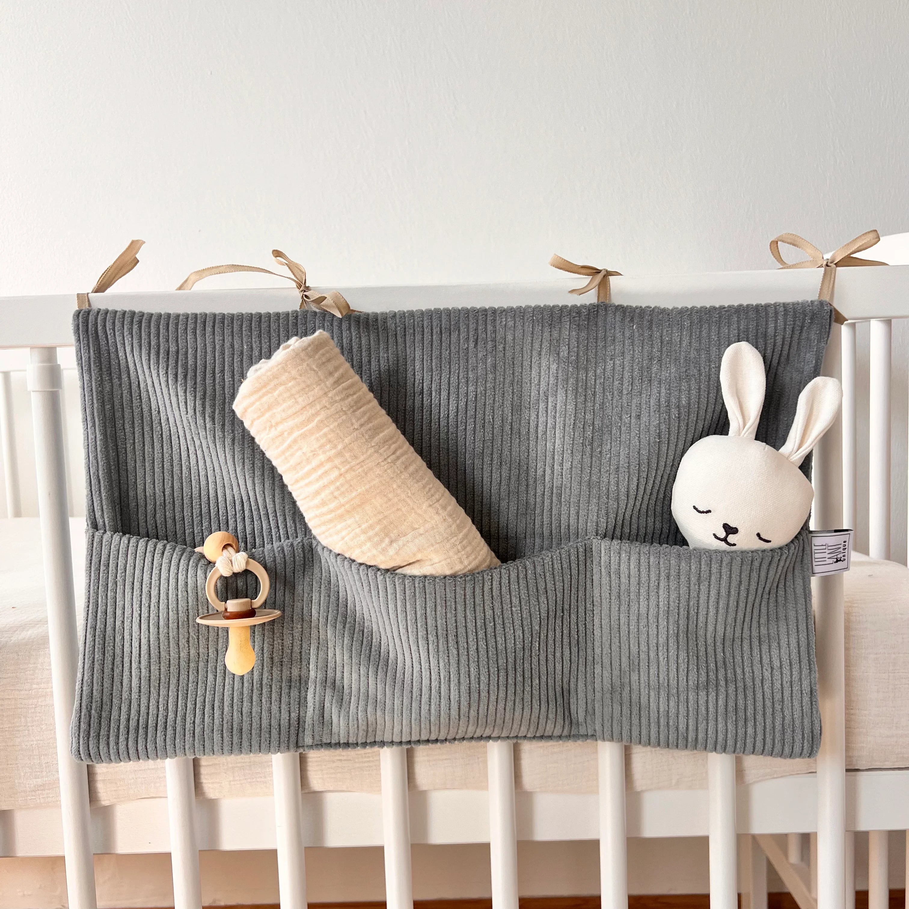BABYBETTORGANIZER CORD GRAU