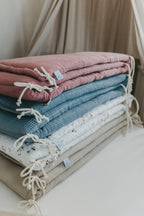 BABYBETTUMRANDUNG RETRO FLOWERS