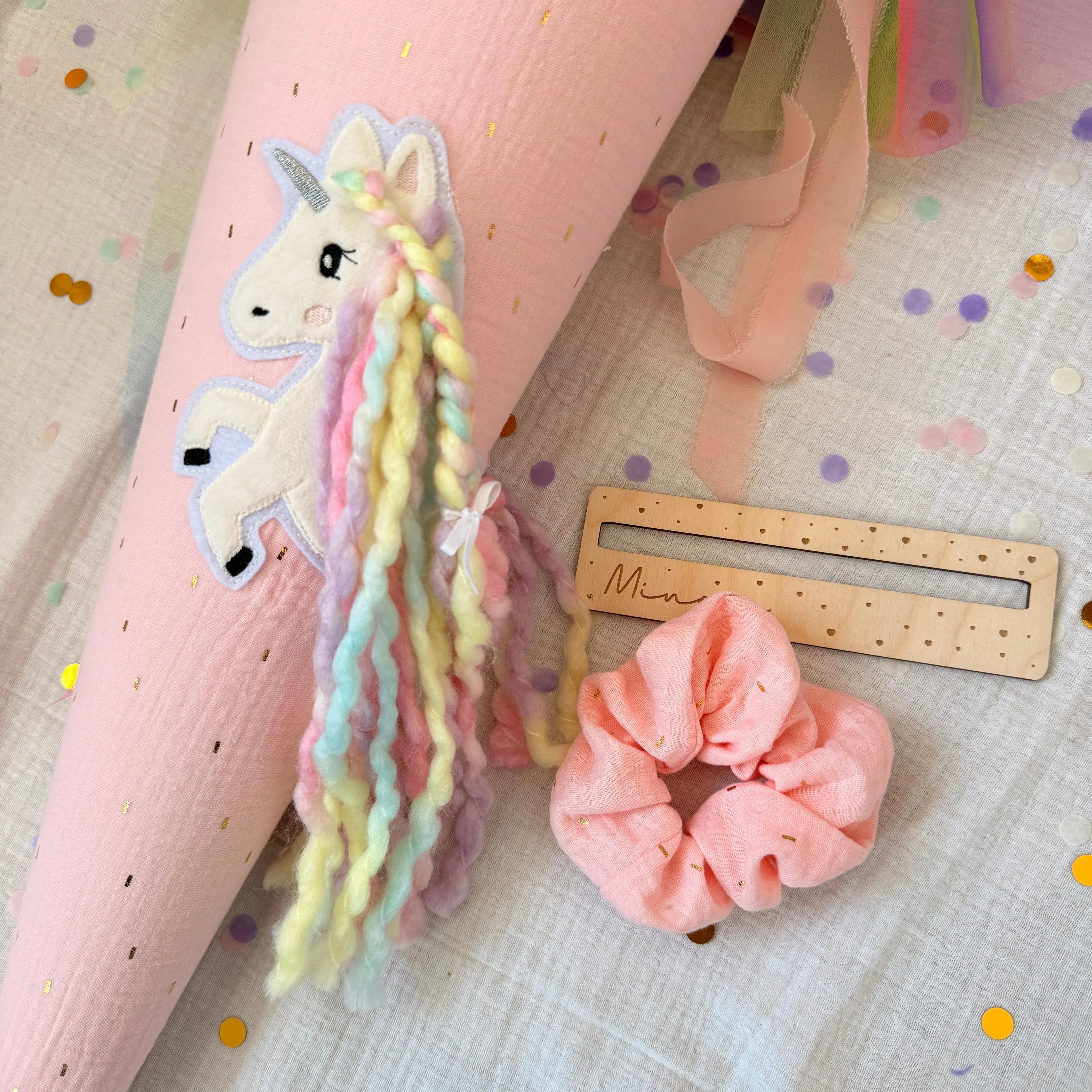SCHULTÜTE EINHORN REGENBOGENFARBEN