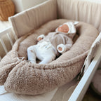 Nestchen aus kuscheligem Teddystoff Dunkelbeige