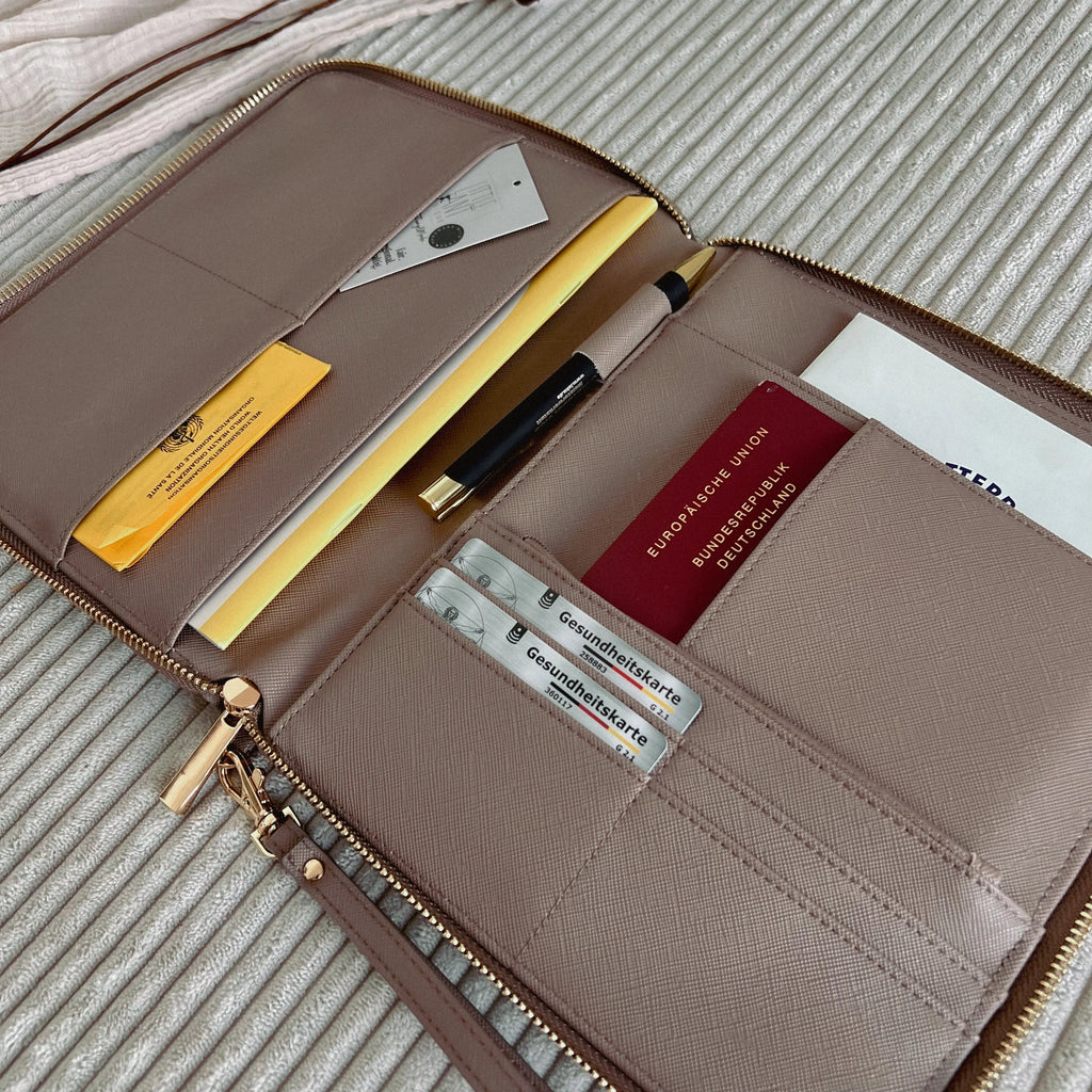 FAMILY ORGANIZER
