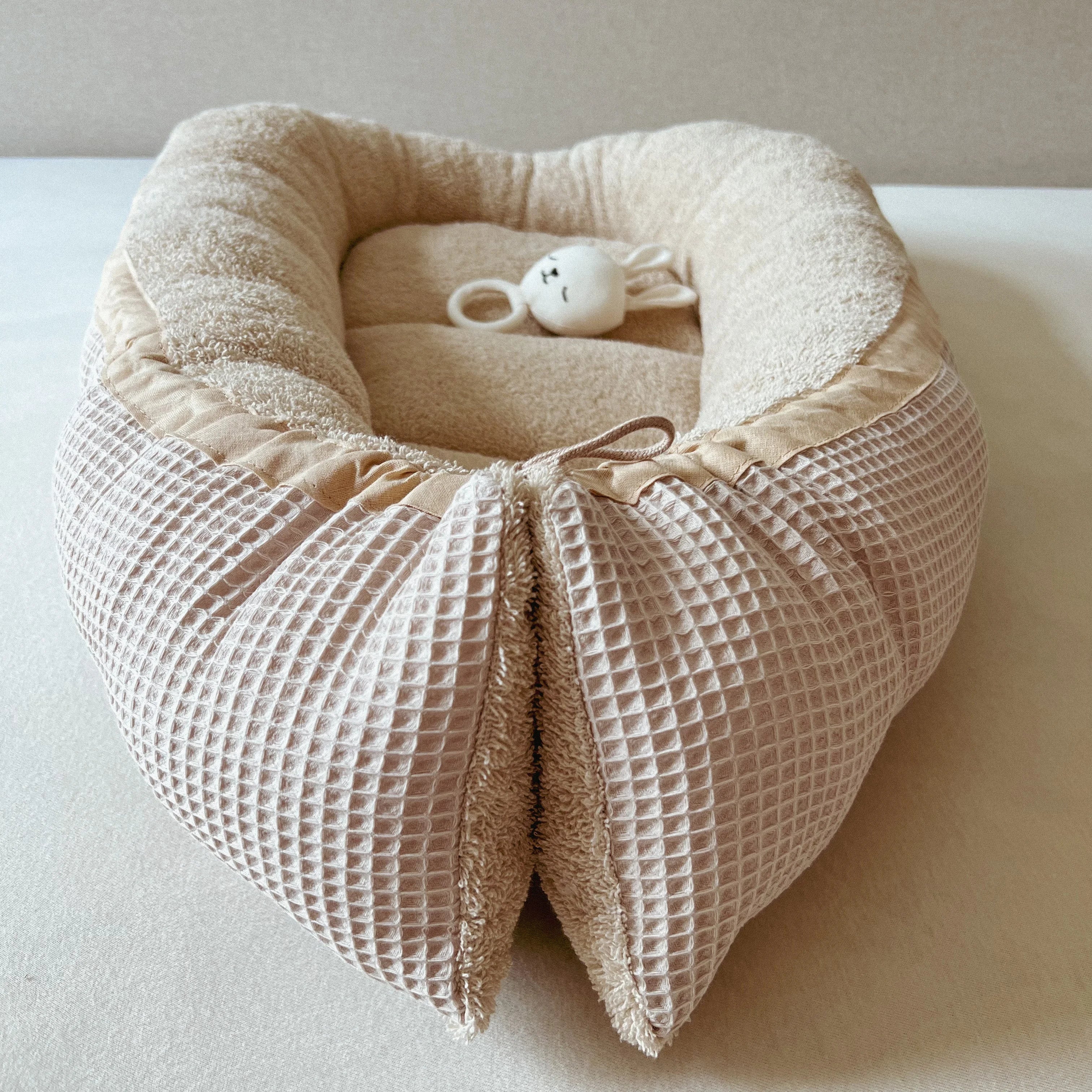 Nestchen Waffelpiqué beige
