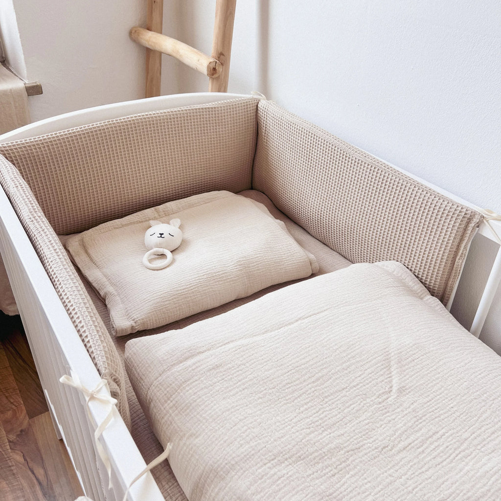 BABYBETTUMRANDUNG WAFFELPIQUE BEIGE