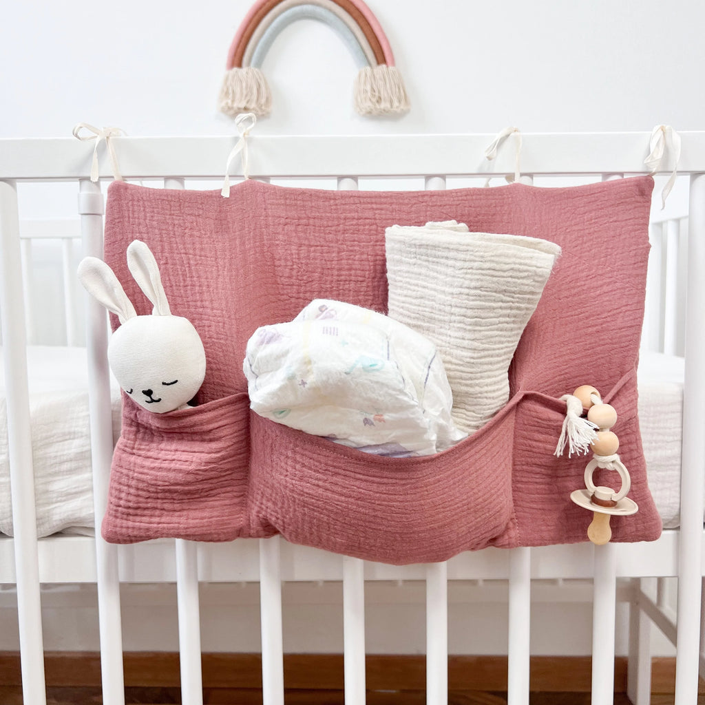 BABYBETTORGANIZER MUSSELIN LEHMROSA