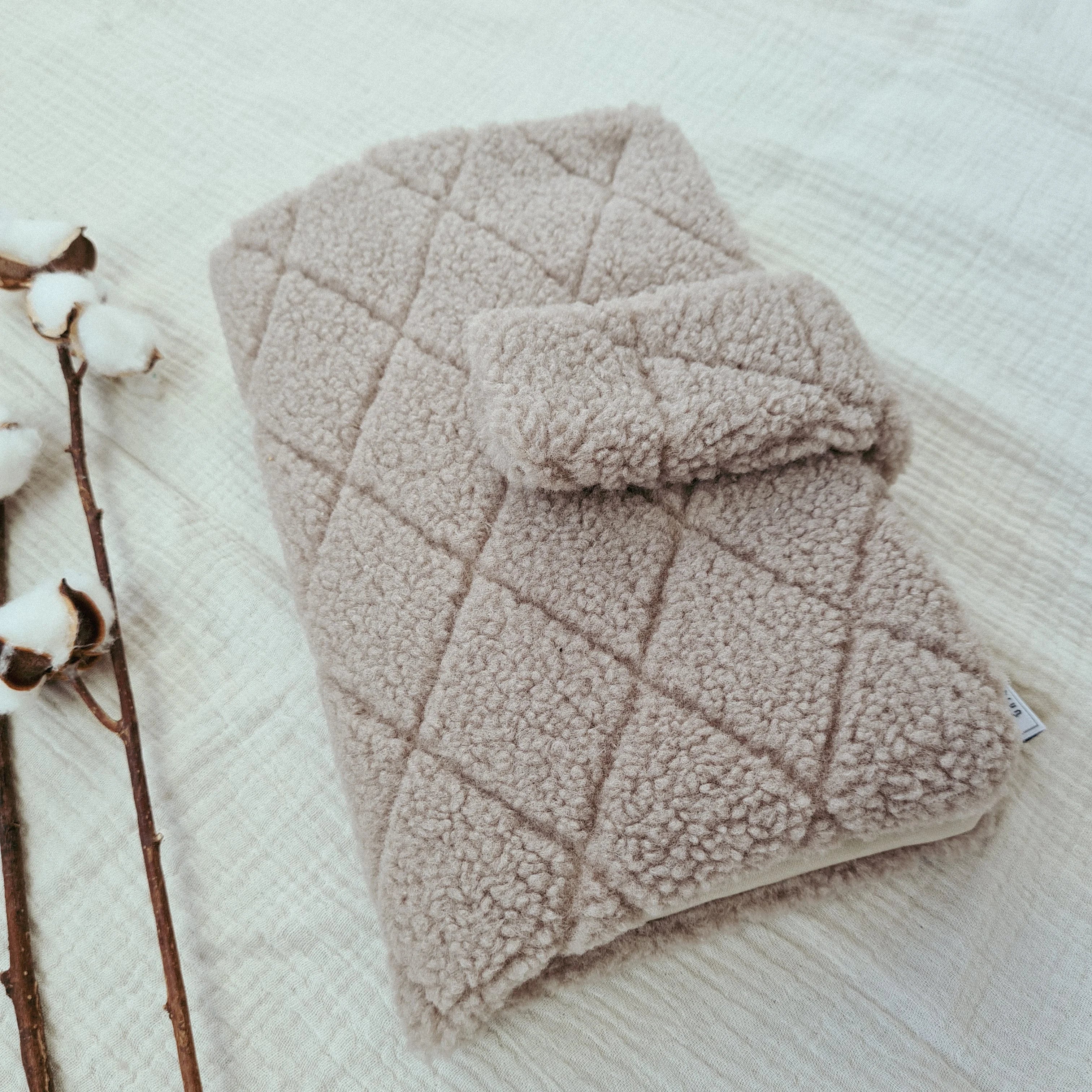 Wickeltasche Windeltasche Teddyfell beige rauten