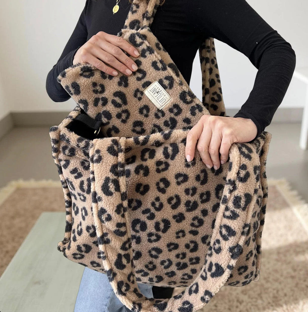 Wickelunterlage & Windeltasche 2in1 I für Unterwegs I Leo Teddy