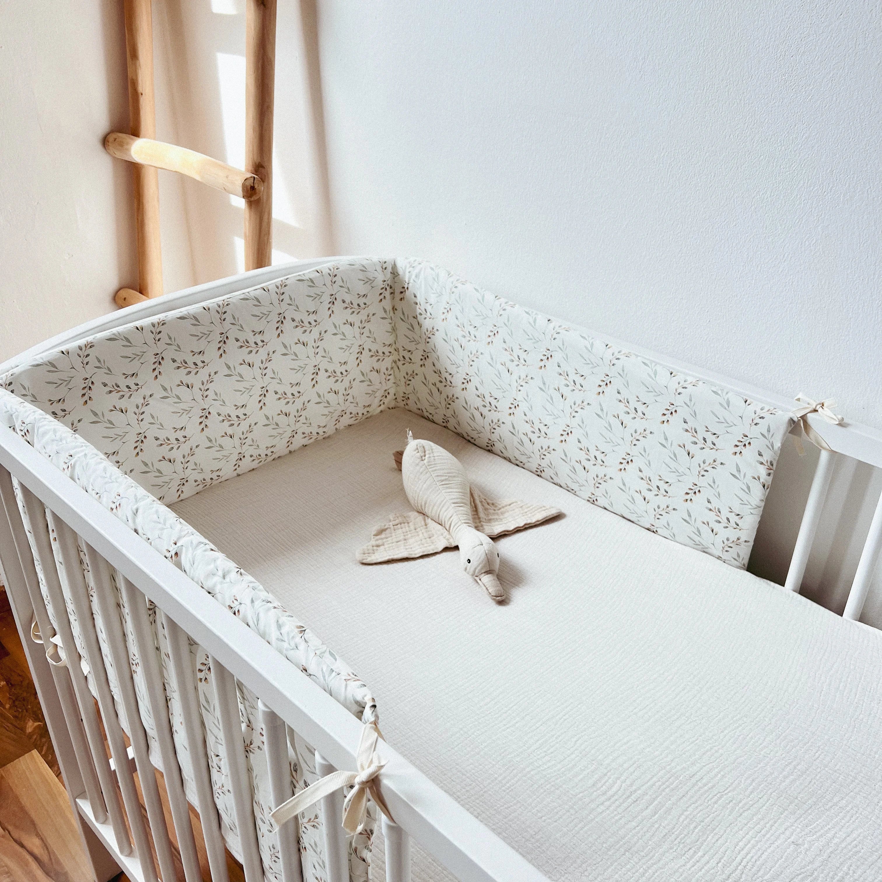 BABYBETTUMRANDUNG WEIDENKÄTZCHEN