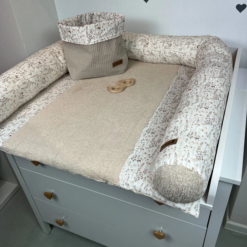Bettschlange, Wickeltischumrandung Drygras mit Frottee beige
