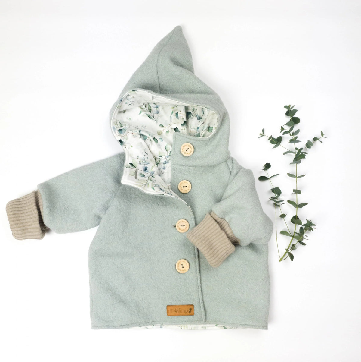Walkjacke, Wintermantel in mint/ innen Eukalyptus oder Weidenkätzchen