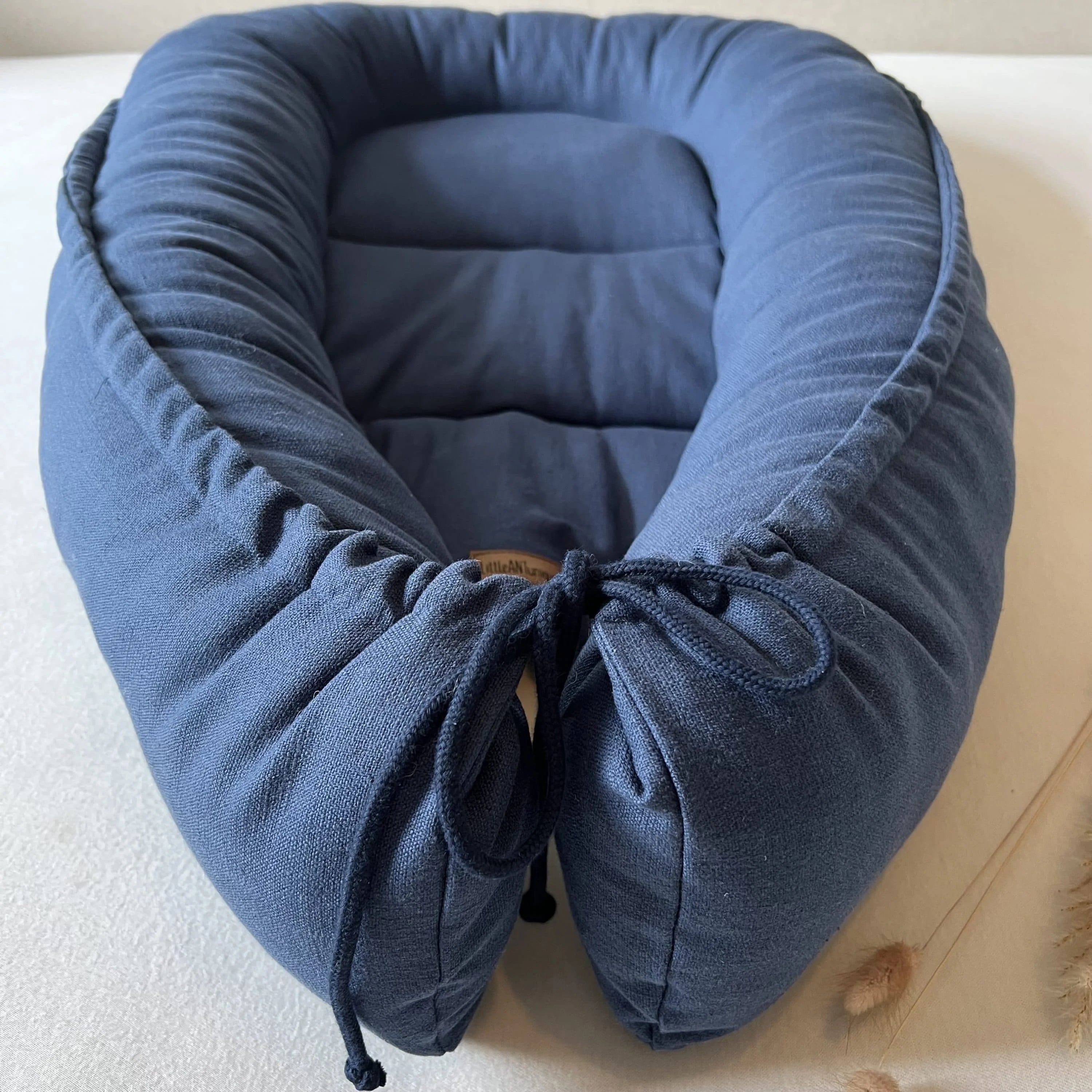 Nestchen aus Leinen in blau