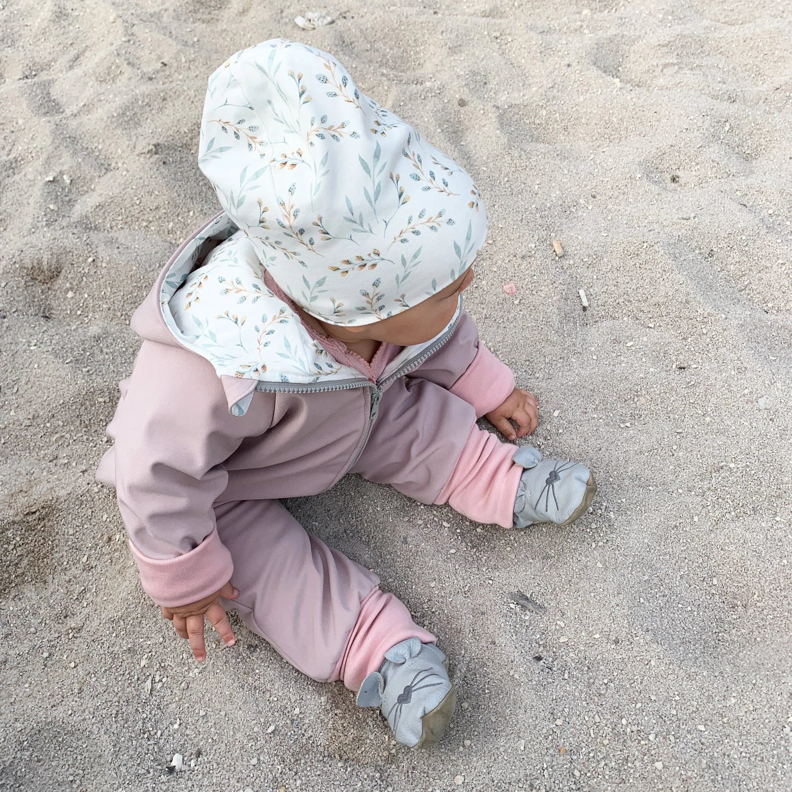 Softshell Overall in rosa und innen Weidenkätzchen oder gestreift
