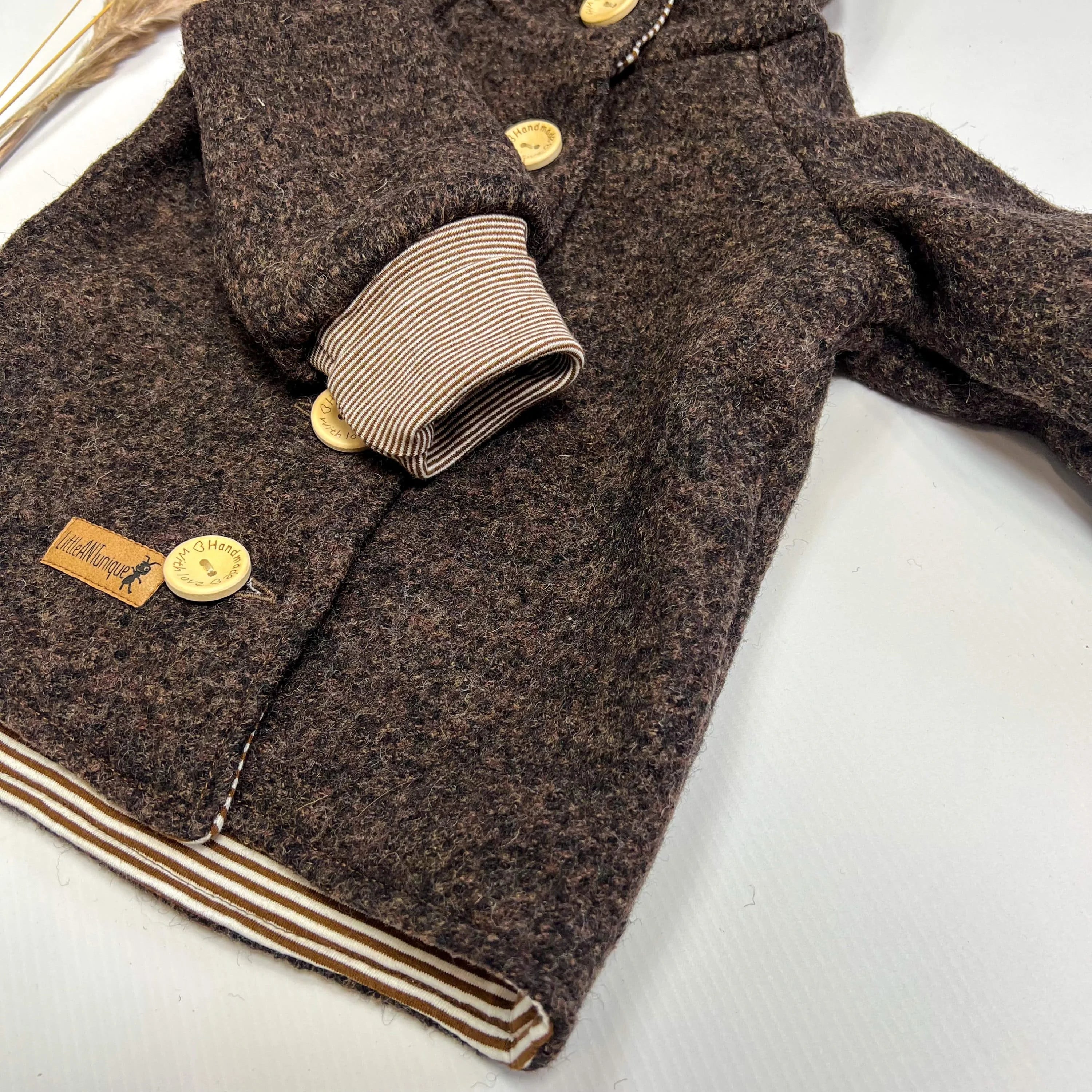 Walkjacke, Wintermantel braun, innen gestreift