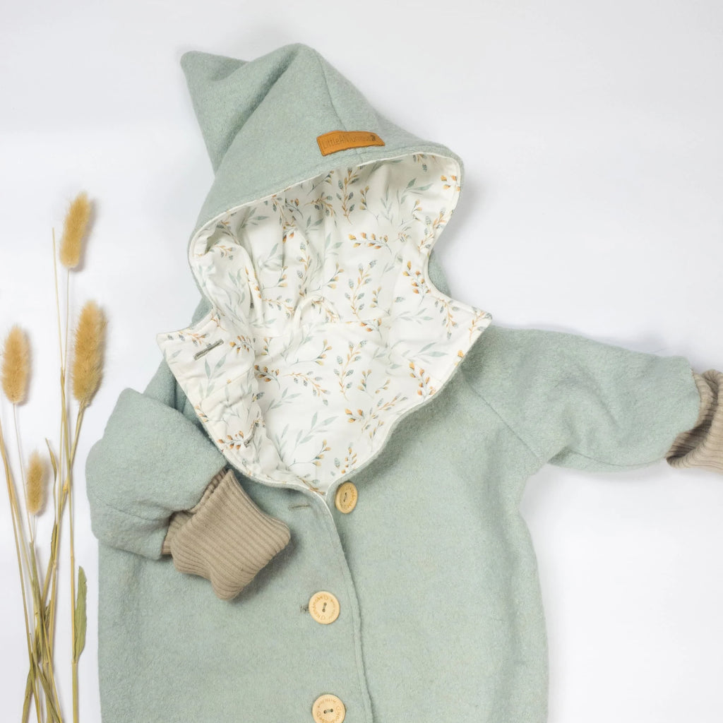 Walkjacke, Wintermantel in mint/ innen Eukalyptus oder Weidenkätzchen