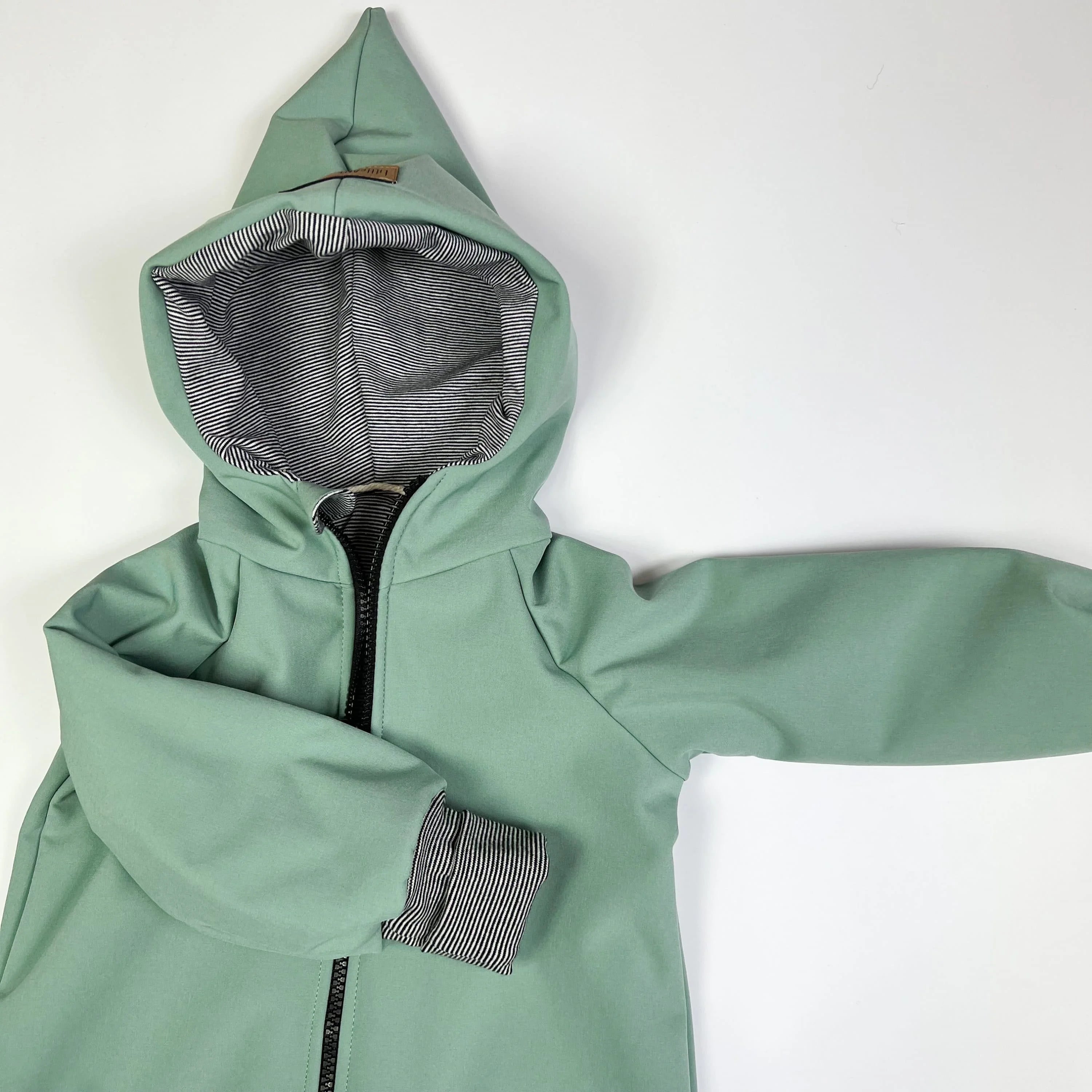 Softshell Overall in mint und innen gestreift