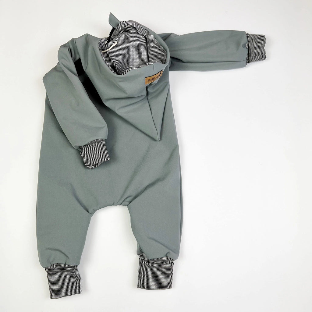 Softshell Overall in grau und innen gestreift