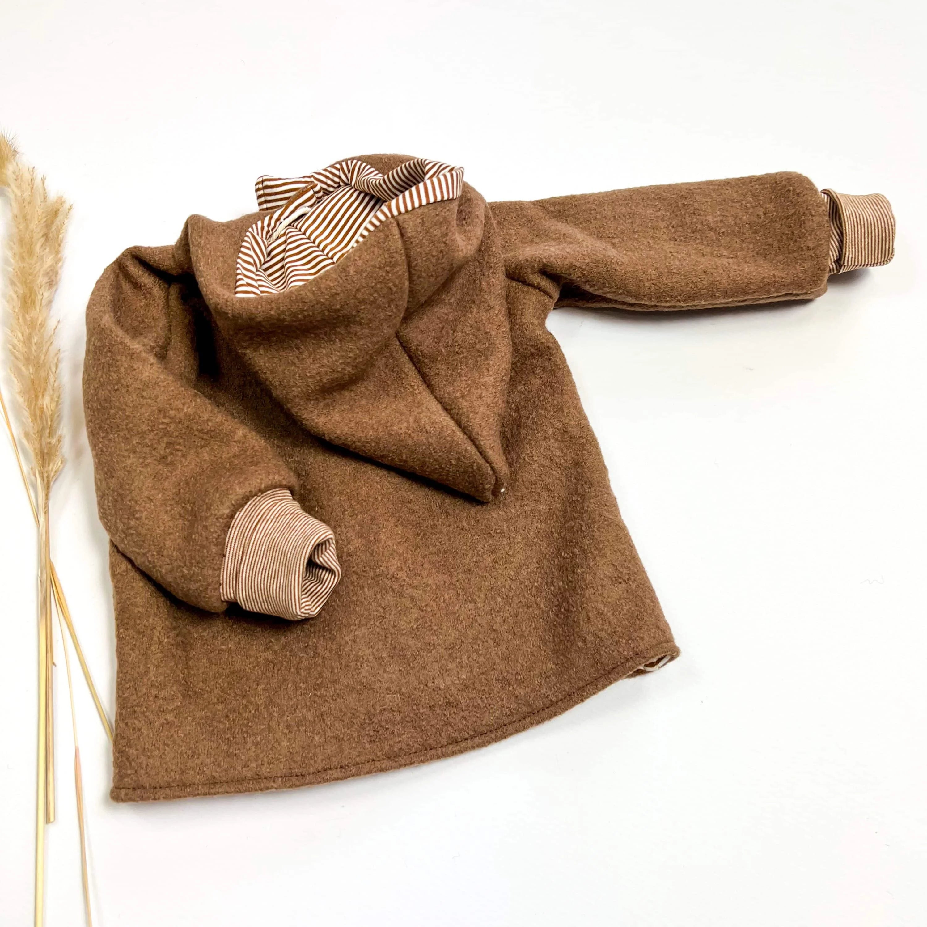 Walkjacke, Wintermantel camel, innen gestreift