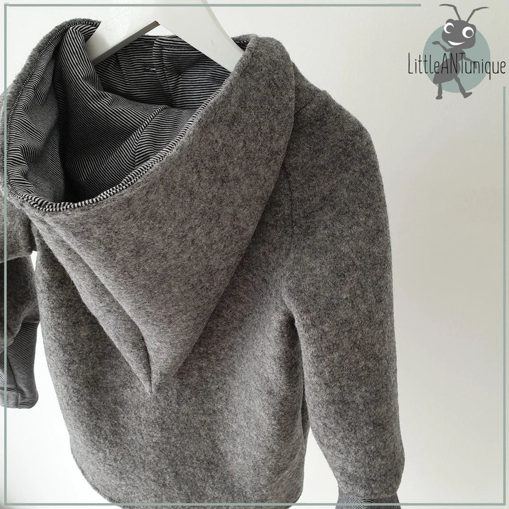 Walkjacke, Wintermantel grau, innen gestreift