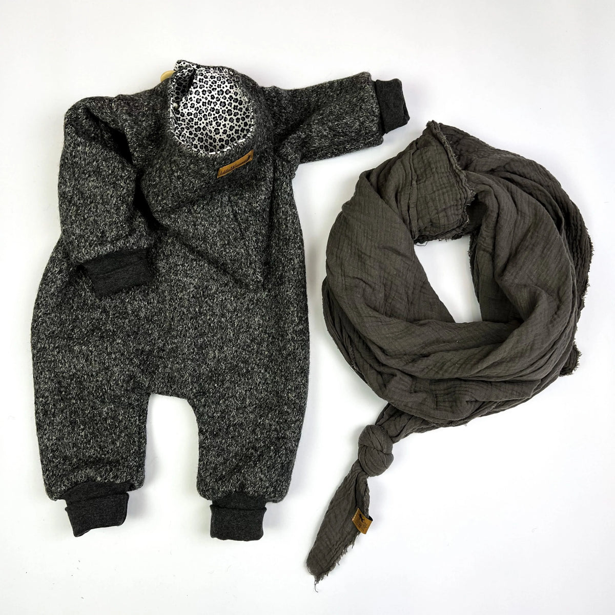 Walkoverall, Winteroverall anthrazit/ innen leo oder gestreift