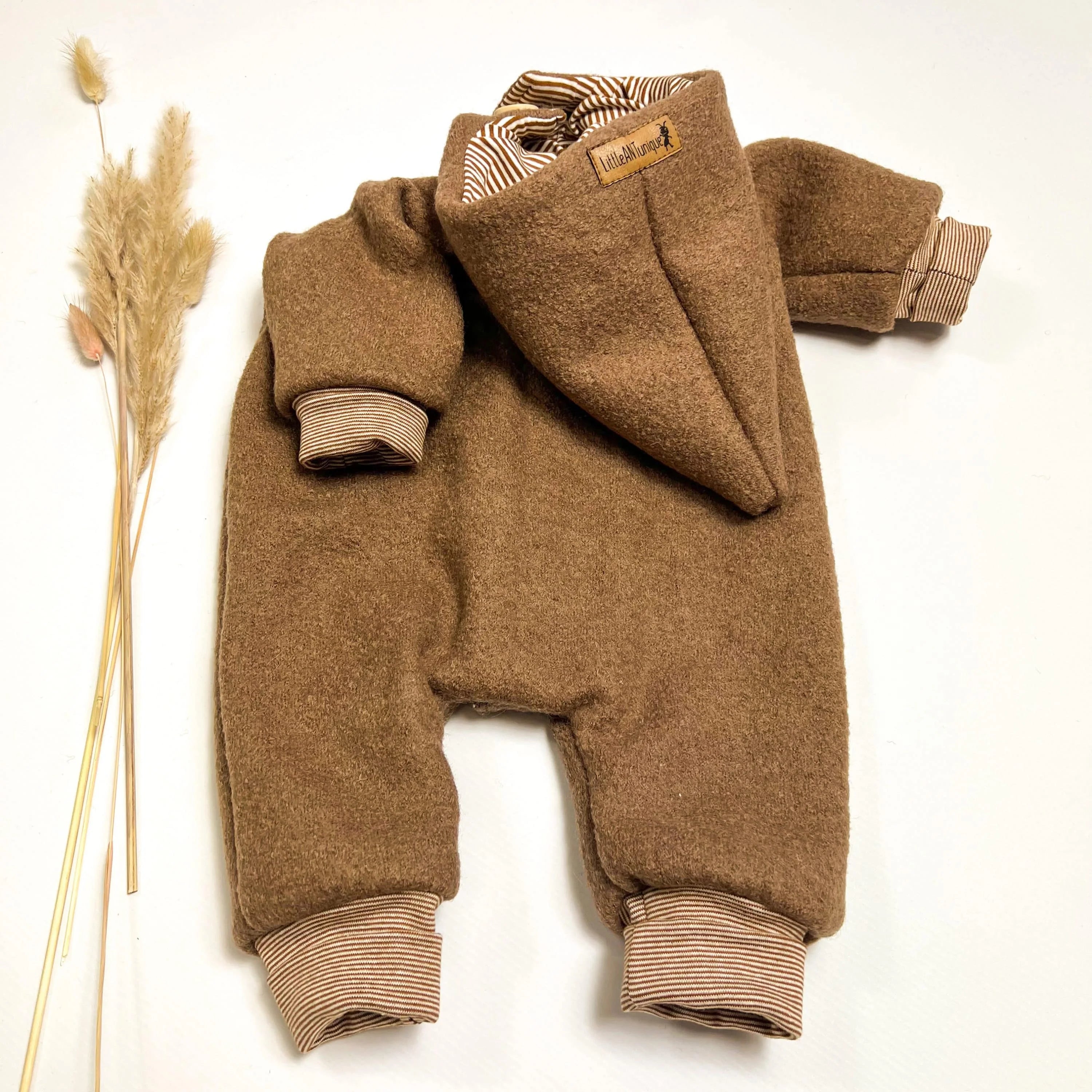 Walkoverall, Winteroverall camel/ innen gestreift