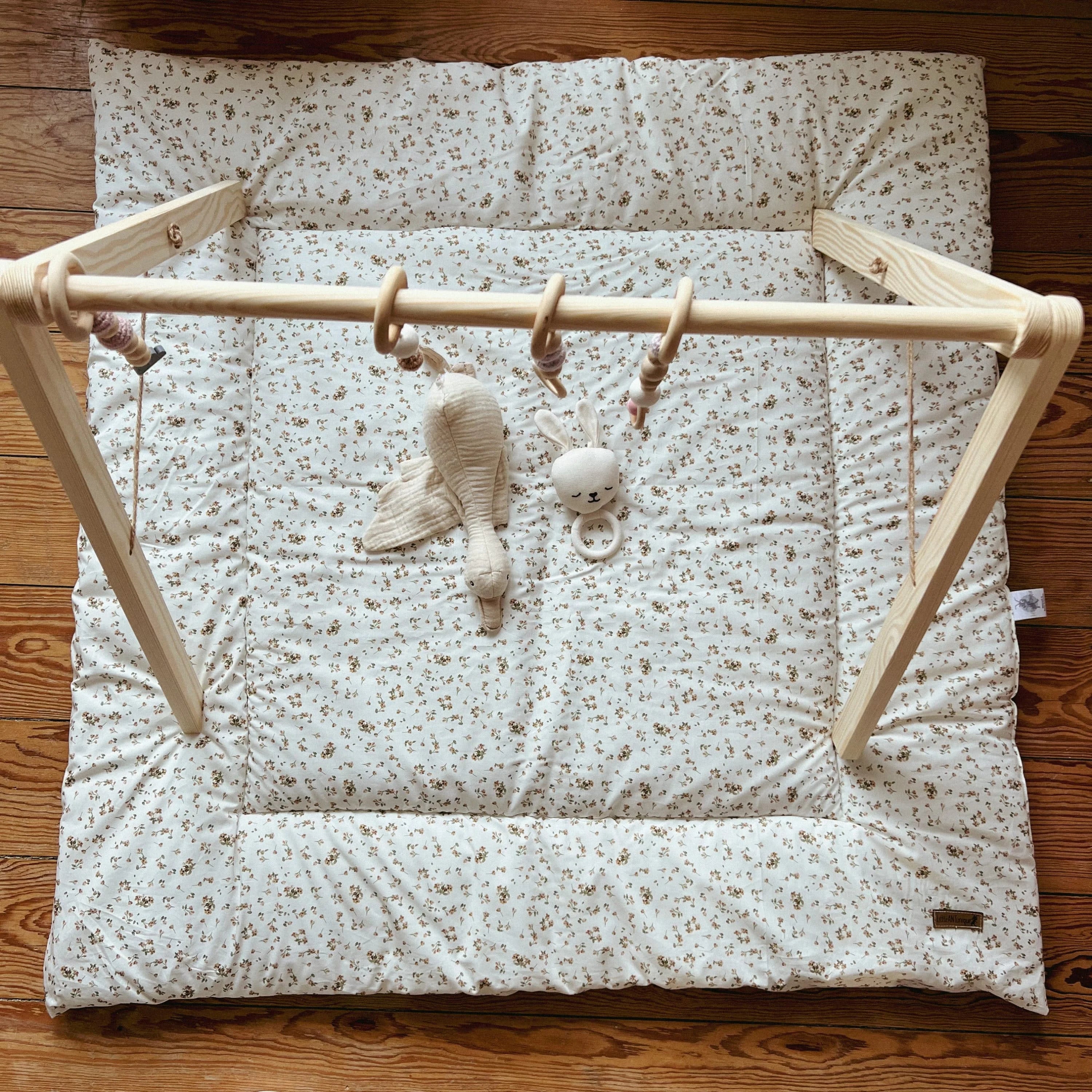 Krabbeldecke Spielunterlage mit 5cm dicker Vlieseinlage flowers