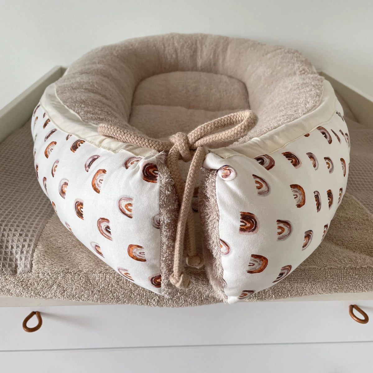 Nestchen rainbow mit Frottee beige