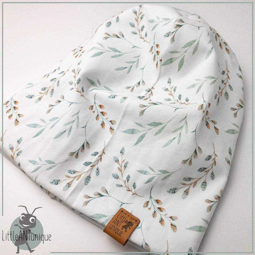 Beanie Mütze Weidenkätzchen, Eukalyptus, Federn, Hortensie und Regenbogen