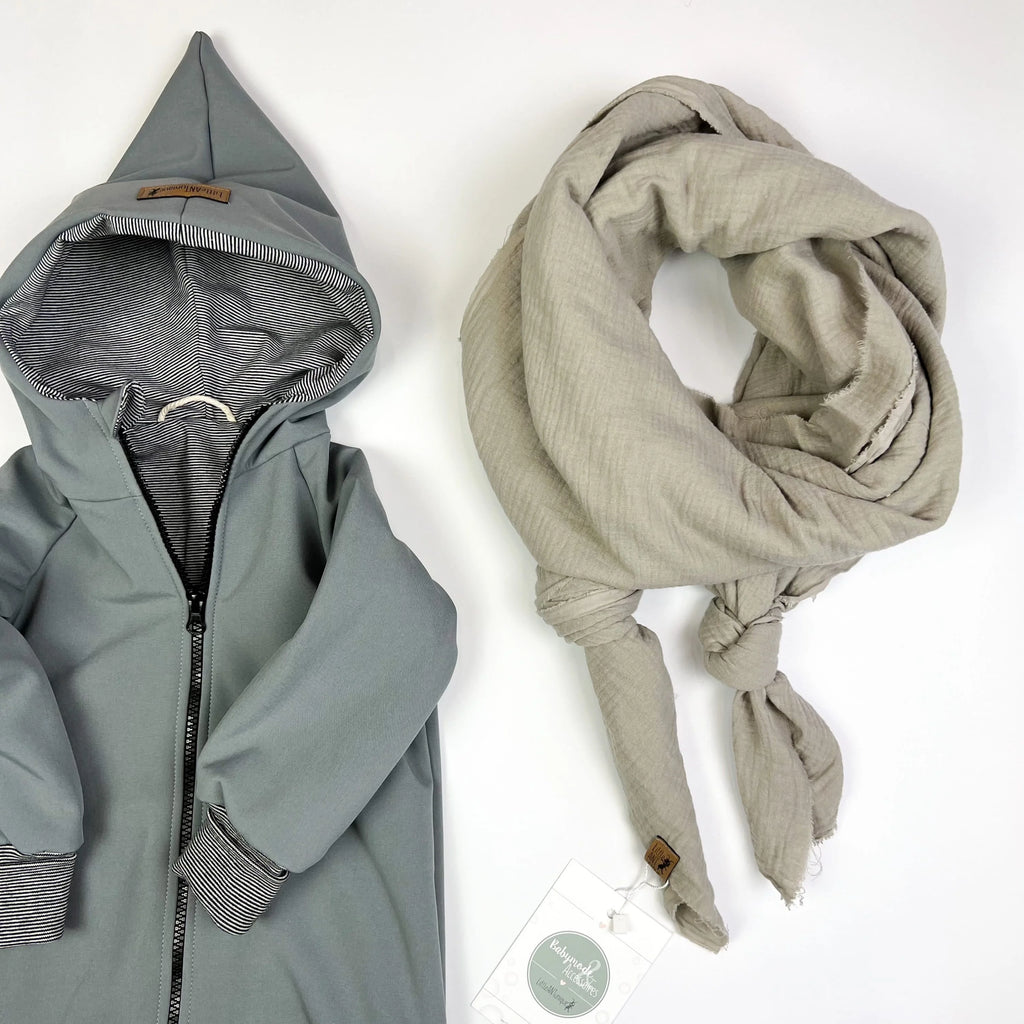 Softshell Overall in grau und innen gestreift