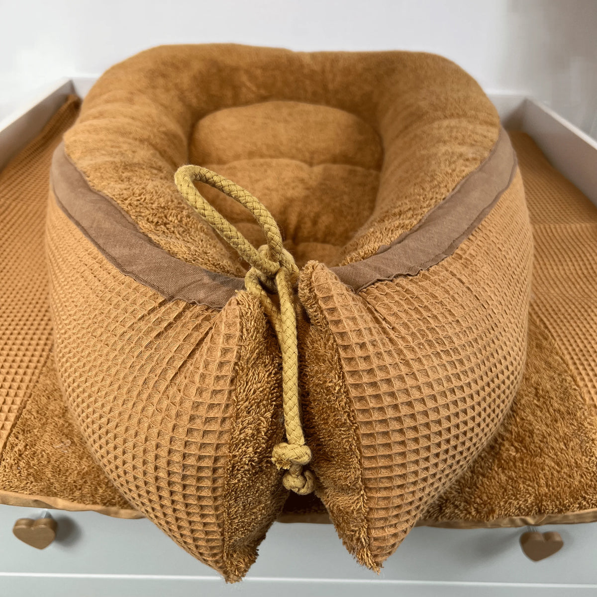 Nestchen Waffelpiqué camel mit Frottee camel